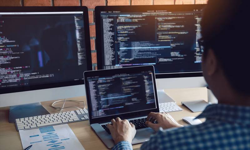 数据科学选型：R与Python如何赋能睢阳区网站建设？